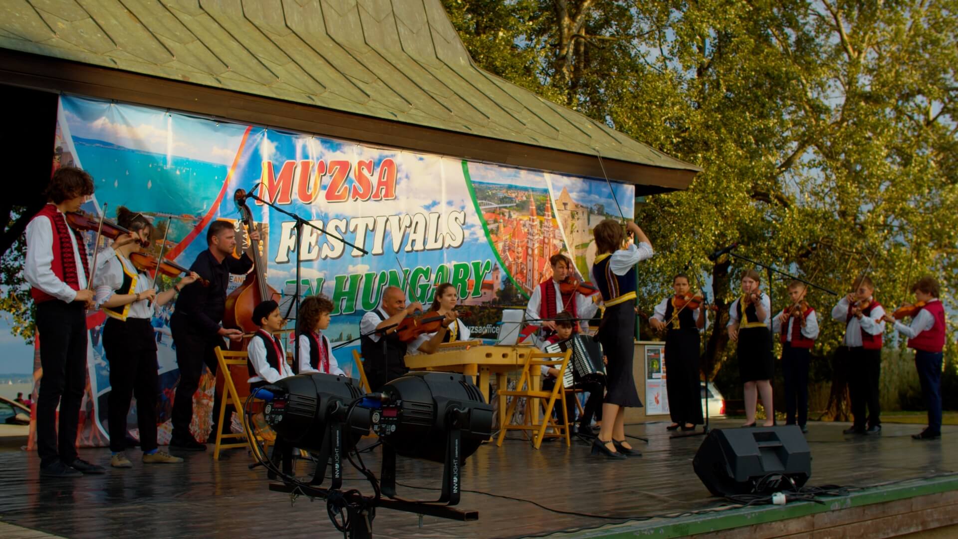 Traditional costumes at the Keszthely festival.