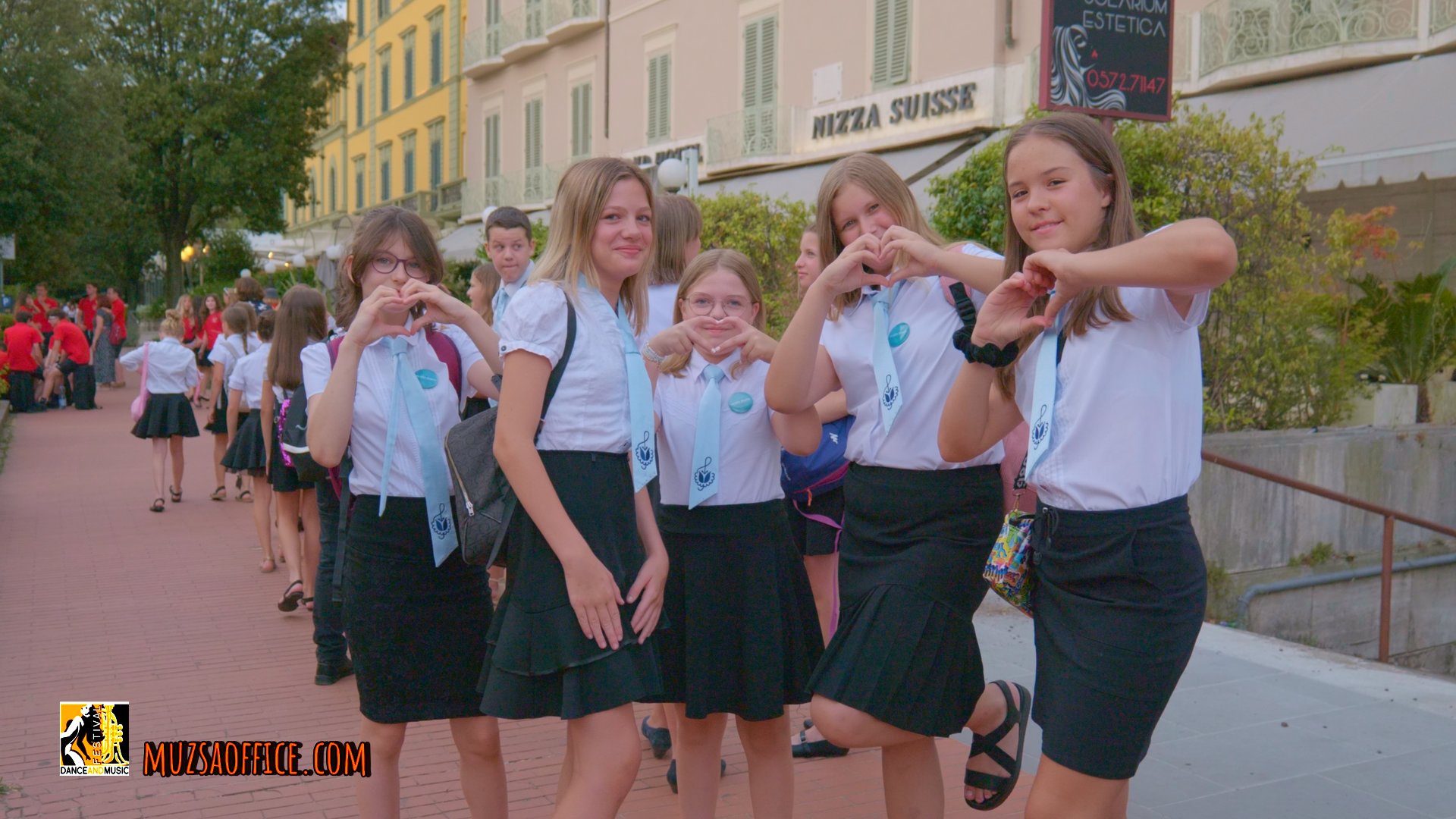 Traditional costumes at the Montecatini festival.