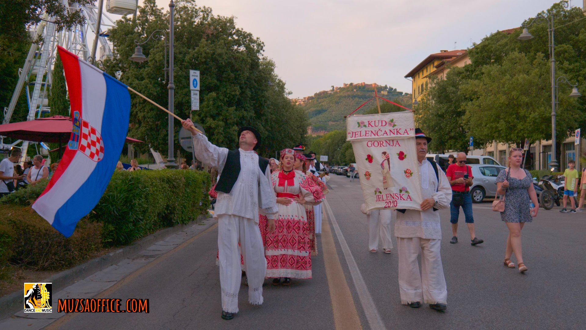Dancers at the Montecatini art festival.
